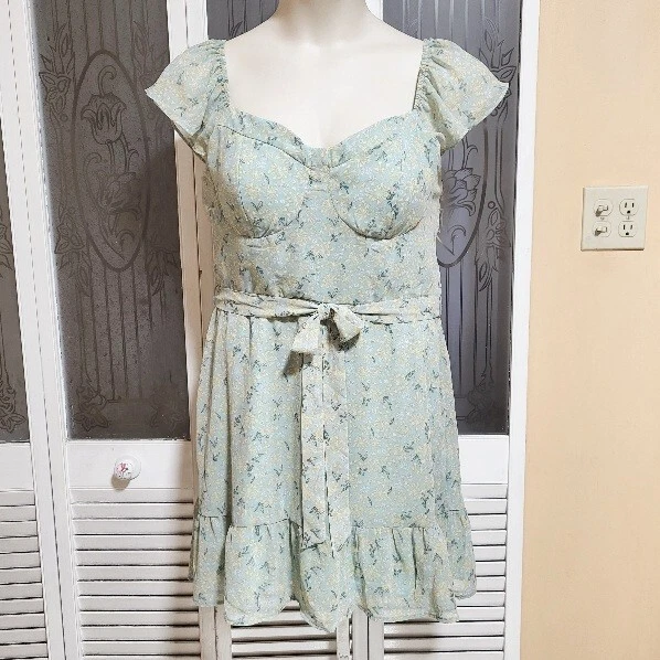Lily Rose Ladies "New" Beautiful Floral Dress - Size Xxl