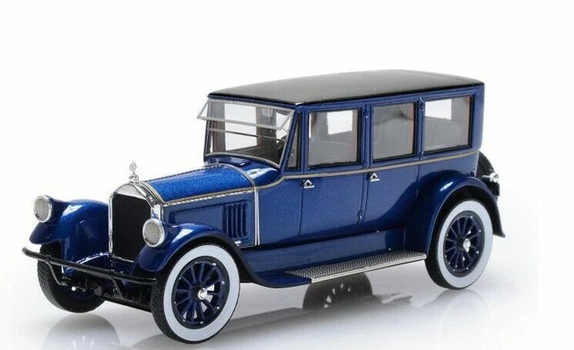 Here's a 1933 Pierce-Arrow V12 Rumble Seat Convertible