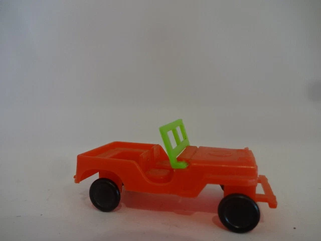 EU 1975/Jeep rossa con finestrino color ocra
