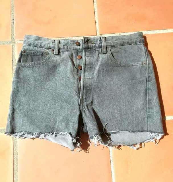 Short En Jeans Marque Levis Strauss 501 Taille W33 Gris Delave Comme Neuf