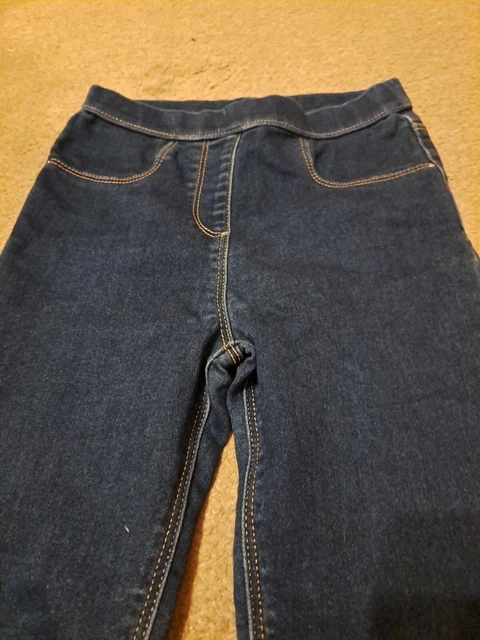 Small Bundle Of Girls Clothes Age 8-9 Years 3