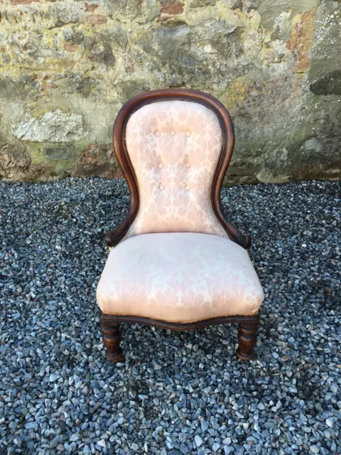 Victorian Nursing Chair / Spoon Back Chair Victorian Armchair