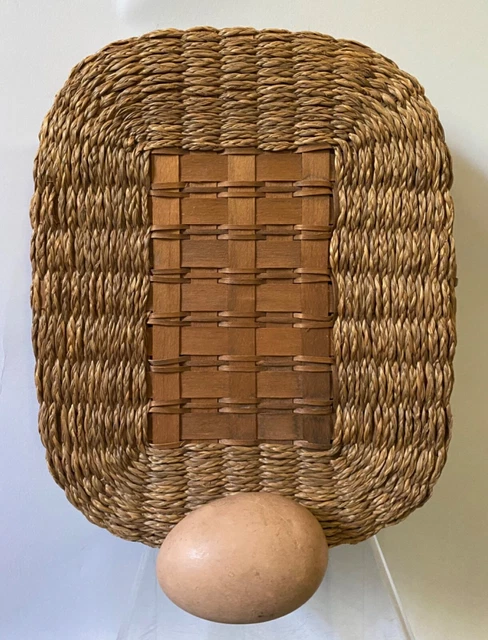 Antique RECTANGULAR MAINE INDIAN SWEETGRASS BASKET, c. 1870-1900 Antique RECTANGULAR MAINE INDIAN SWEETGRASS BASKET, c. 1870-1900