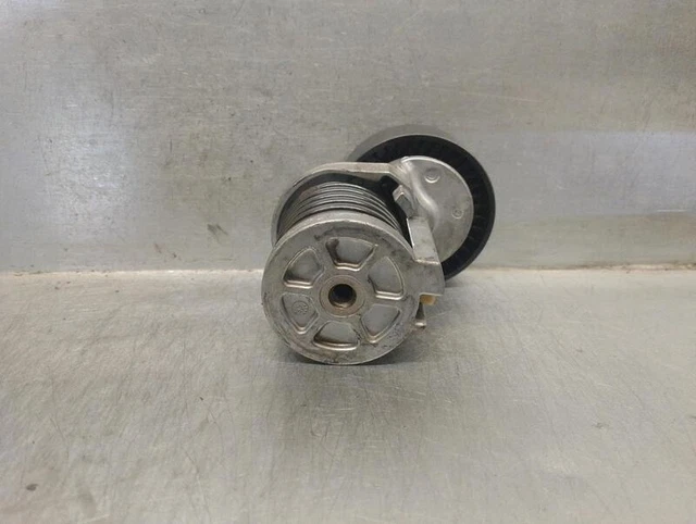 SNRGA35724 galet tendeur pour VOLKSWAGEN POLO 1.9 SDI 2001 4654967 3