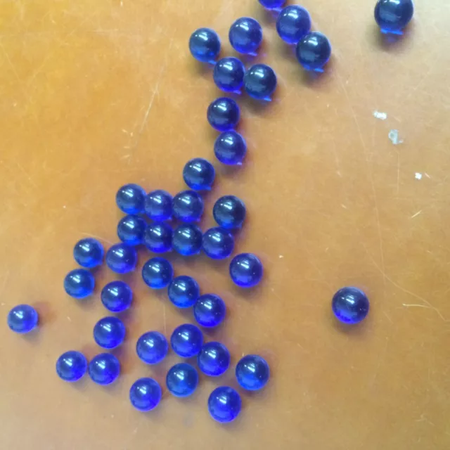Sapphire blue Acrylic Spheres Plastic Balls 1/2" Diameter - 10 Pieces Per Bag