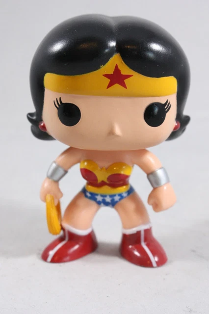 FUNKO POP! DC Comics Super Heroes # 08 - Wonder Woman Vinyl Figure 3 1/2" Loose