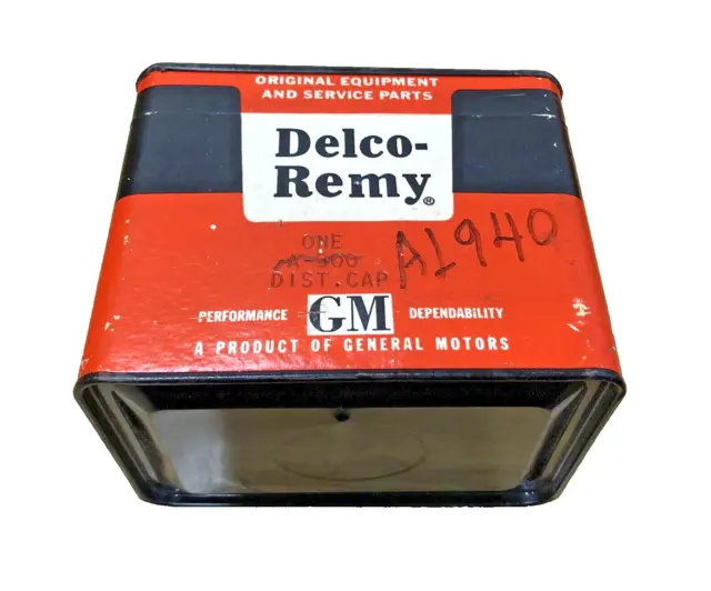 Delco Remy A-300 6 Cylinder Distributor Cap 1949-50 Chrysler Plymouth Desoto NOS