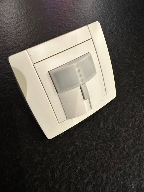 HAGER KNX WKT502 détecteur IR