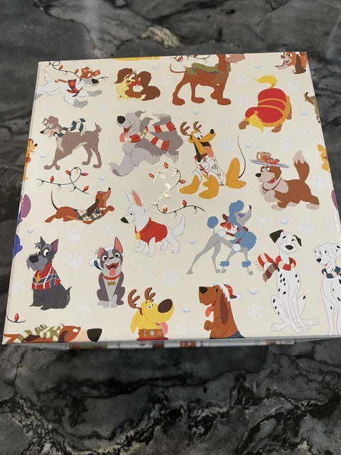 Disney Parks Christmas Santa Tails LE Magicband Magic Band Dooney & Bourke