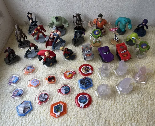 Disney Infinity Figures Lot Marvel Pixar Power Discs 39 Pieces Pre-owned Lot