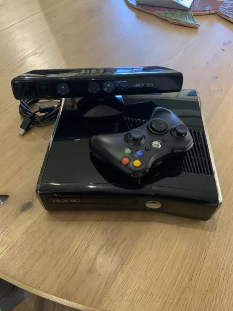 Restored Microsoft Xbox 360 Slim 250GB Console with Xbox Kinect