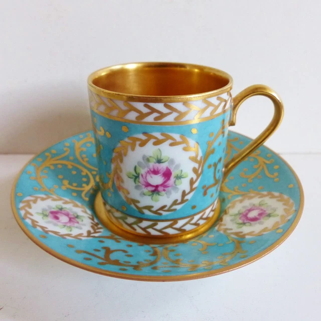 TASSE LITRON en PORCELAINE de LIMOGES décor SEVRES PEINT MAIN intérieur OR (#4)