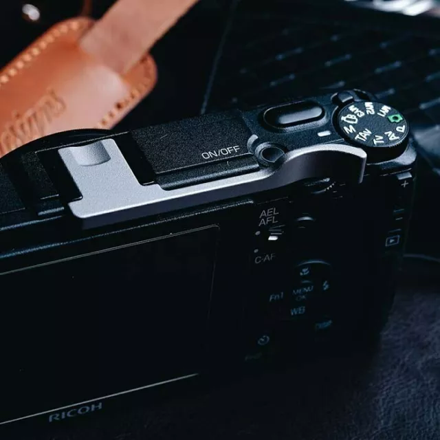 For Ricoh GR GRII GR2 Camera Thumbs Up Grip Hot Shoe Thumb Rest Up Hand Grip 3