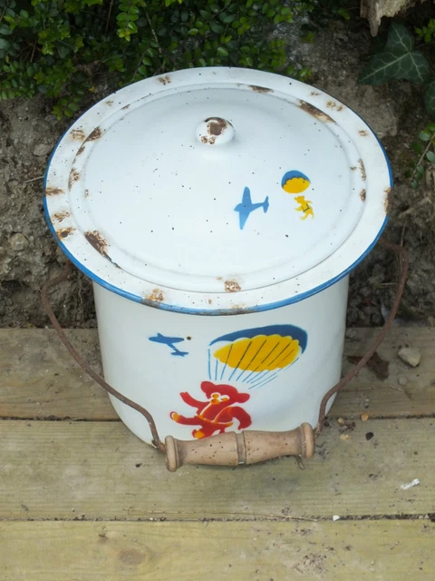 PETITE GOUJONNIÈRE ANCIENNE EN ZINC POUR ENFANT SEAU À POISSONS PANIER DE PÊCHE