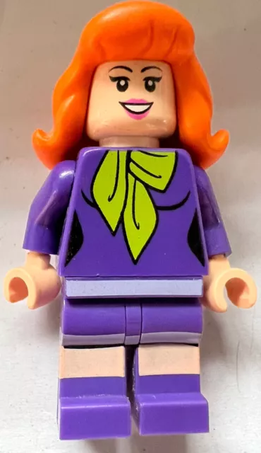 LEGO SCOOBY-DOO DAPHNE Blake Minifigure £10.00 - PicClick UK