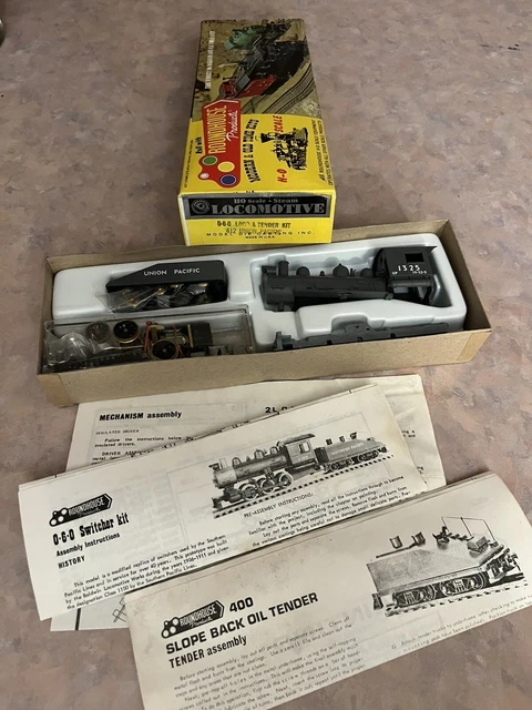 Roundhouse 412 Union Pacific 0-6-0 Locomotive Kit Ho Scale