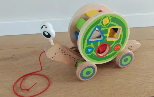 Hape * Motorikspiel * Nachzieh Schnecke aus Holz * Ziehspielzeug Kinder