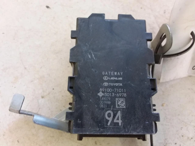 TOYOTA HILUX ECU Network Gateway Module (Mounted Under Drivers Side ...