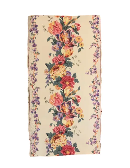 Beautiful 20th Cent French Zuber floral wallpaper 1625