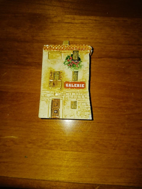 Gault Galerie Ceramic Miniture Building 210211
