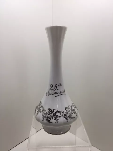 Queens Rosina China Co Ltd Vintage 25th Anniversary Fine Bone China Bud Vase