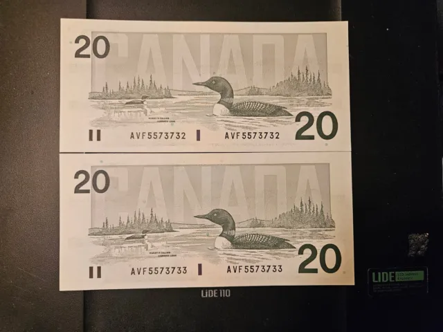 1991 $20 Bank of Canada Banknote 2 in Sequence AVF5573732-33  AU-UNC Crisp