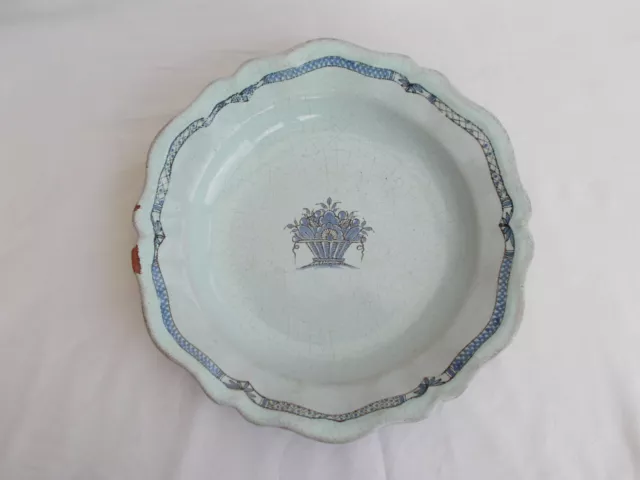 Plat Ancien Cul Noir Panier Fleuri Rouen Forges Les Eaux Vintage French Faience