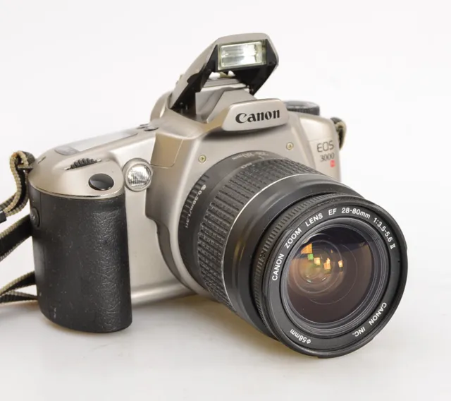 CANON EOS 3000N 35mm Spiegelreflex + Canon EF 28-80mm 3.5-5.6 Objektiv Kit (6498