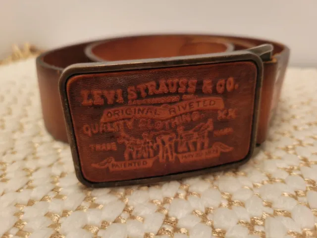 Vntg 70's LEVI STRAUSS & Co San Francisco CA Belt & Stamped Leather Buckle Sz 38