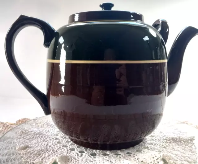 Vintage Gibsons Stafforshire England Large Traditional Two-Handed Teapot 10 Cup