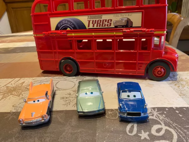 Disney Cars Double Decker Bus + 3 Voitures