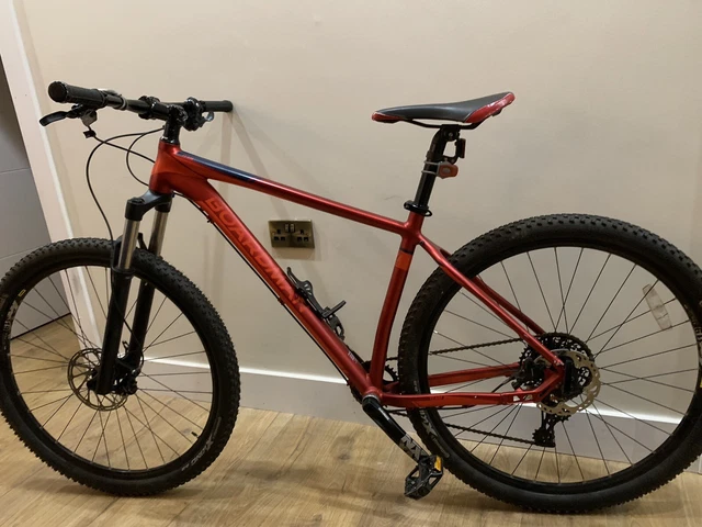 Boardman team deals 29er red