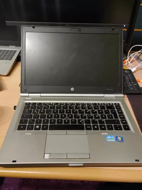 HP Elitebook 8470p Notebook (Core i5, 8 GB Ram, 128GB SSD, MIT Docking Station)