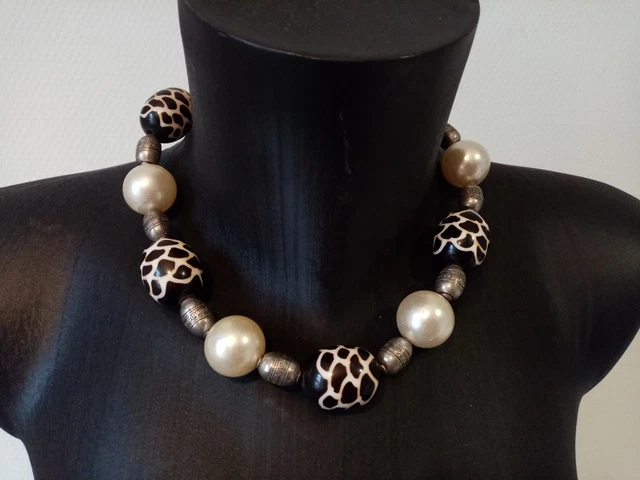 Collier Ras De Cou Vintage - Petit Bijou Fantaisie Avec Perle Et Argenté - Occasion (état à Vérifier)