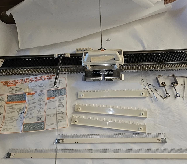 SILVER SK-120 Kantan Bulky Knitting Machine Vtg 1980