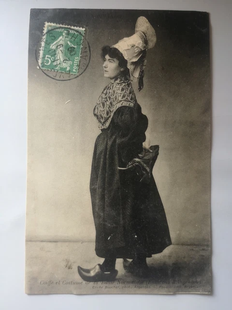 CPA - 61 - Argentan - Coiffe et Costume de la Basse Normandie