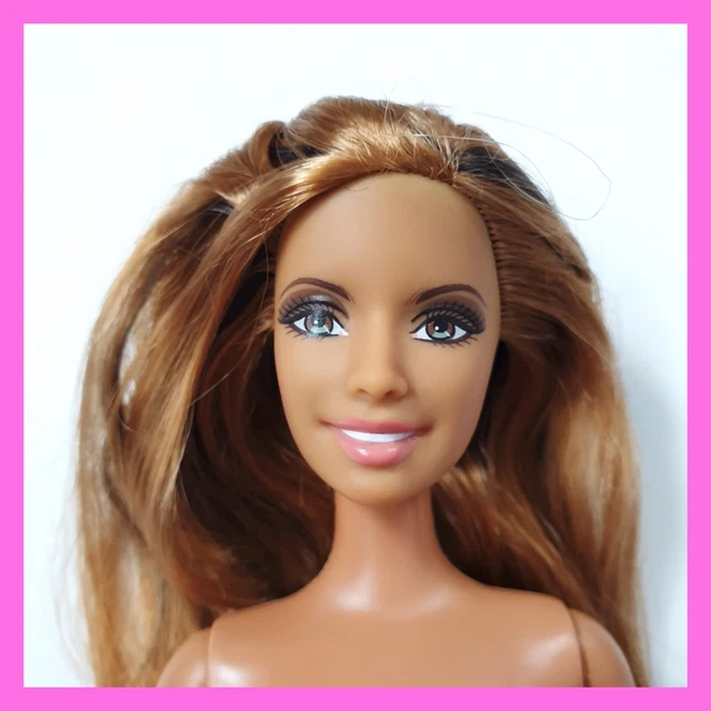 CALI GIRL BARBIE Beach Fun Summer Doll 2006 California Big Feet J0710