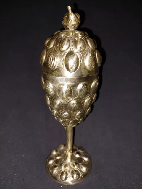 Deckelpokal, 800er Silber, Granatapfel-Dekor, um 1900