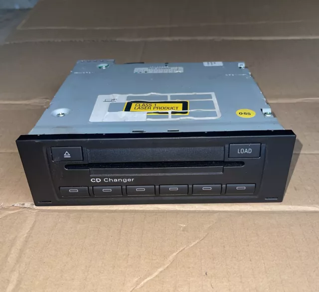 Audi A4 B7 Cd Changer 8E0035111D