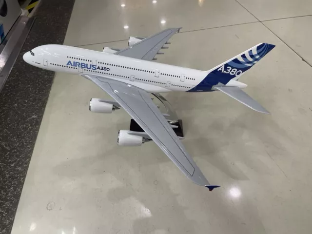 Maquette Airbus 380 A380 Résine 1/160