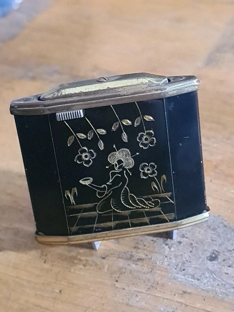 Briquet Ancien semi-automatic essence Zunder n°60 laqué fonctionne