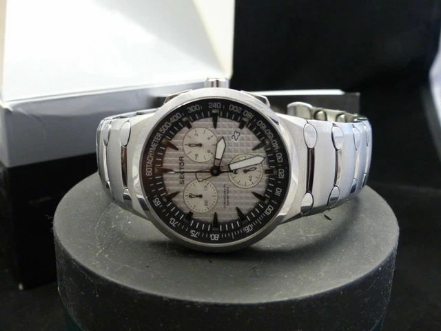 Montre Chronographe Suisse SECTOR Pour Femme - Cadran Noir, Cuir, Cristal Saphir, Référence SNL 900