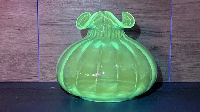 Vintage Beacon Glass Co Handblown Blue Uranium Glass Ruffled Top Vase