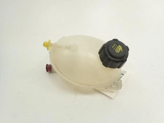 Vase D'expansion Pour Renault Clio 1 Phase 3 Essence 1996 - Pièce D'origine Occasion, Argenté