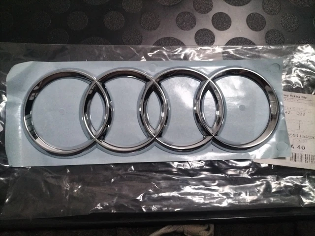 Distintivo posteriore originale Audi