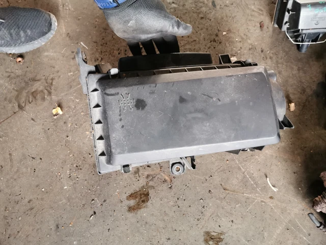 VOLVO V40 2.0 Luftfiltergehäuse Luftfilterkasten 30864098