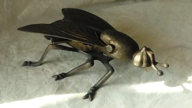 Figurine Mouche En Laiton - Petite Boîte Cendier 10cm - Insecte