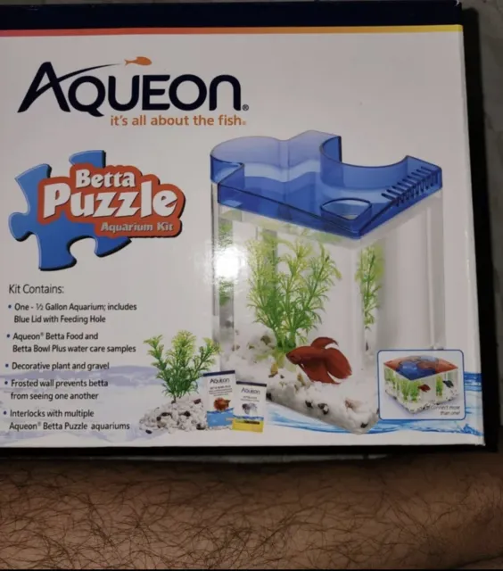 Aqueon Kit Betta tank Blue 0.5gal. Puzzle Aquarium, food, plant, gravel, etc