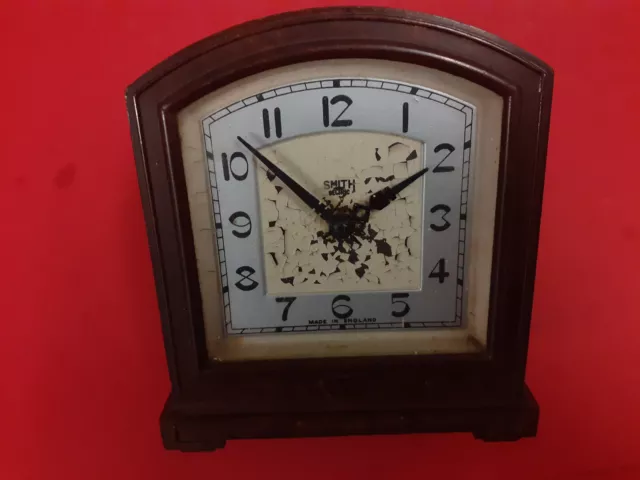 Clock ~ Bakelite Mains Electric ~ Smiths ~ Untested - For parts or not working