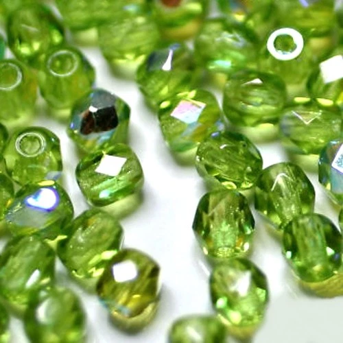 60 FACETTES Cristal de Bohême 4MM  PERIDOT  "AB"